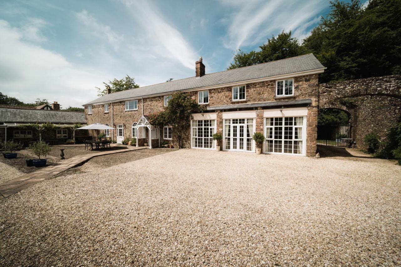 Stoodleigh Court Coach House Bed and Breakfast Tiverton  Eksteriør billede