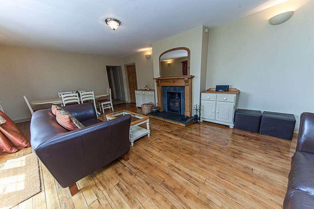 Stoodleigh Court Coach House Bed and Breakfast Tiverton  Eksteriør billede